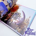 Livre-Cast-Members-Exclusif-30ème-anniversaire-Disneyland-Paris-30-ans-Disney-Edition-Collector (1)