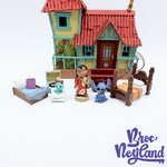 Figurine-Maison-Surprises-Lilo-Animators-Collection-Littles-Disney-Store-disneyland-2023-Ensemble-jeu-miniature-musical (4)