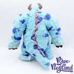 Peluche-Sulli-Monstres-et-Cie-Disneyland-Paris-Disney-Sully-bleu-violet-35-cm (1)