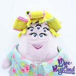 Peluche-Jeannine-Squibbles-Monstres-Academy-Disney-Store-écusson-24-cm (6)