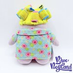 Peluche-Jeannine-Squibbles-Monstres-Academy-Disney-Store-écusson-24-cm (5)