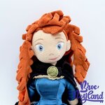 Poupée-chiffon-Mérida-Rebelle-Disneyland-Paris-Disney-2012-peluche-princesse-rousse-cape-52-cm (4)