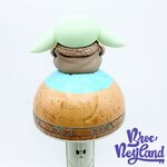 Baguette-Grogu-lumineuse-The-Mandalorian-Star-Wars-Disneyland-Paris-2022-Disney-jouet-sonore (1)