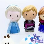 Jouet-Figurines-de-Bain-La-Reine-des-Neiges-Disneyland-2018-Disney-Anna-Elsa-Kristoff-Olaf-Sven-Guimauve (5)