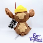 Peluche-Stitch-Crashes-Pinocchio-5-12-Édition-limitée-Disney-Store-marron-jaune-34-cm (1)