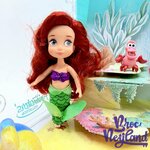 Ensemble-de-jeu-Coffret-Mini-Poupée-Ariel-La-Petite-Sirène-Animators-Collection-Disney-Store-Pop-Up-Environnement-valise (2)
