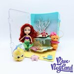 Ensemble-de-jeu-Coffret-Mini-Poupée-Ariel-La-Petite-Sirène-Animators-Collection-Disney-Store-Pop-Up-Environnement-valise (3)
