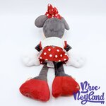 Peluche-Minnie-Mouse-Disney-Store-rouge-pull-écusson-36-cm (5)