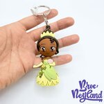 Porte-clés-Tiana-La-Princesse-et-la-Grenouille-Disneyland-Paris-Disney-figurine-plastique-princesse-vert (1)