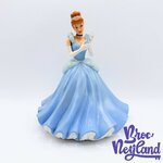 Tirelire-Cendrillon-Disneyland-Paris-Disney-plastique-princesse-bleu (2)