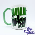 Tasse-Hulk-Smash-Marvel-Disneyland-Paris-2019-mug-Disney-vert-blanc (1)