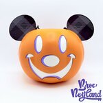 Seau-Mickey-Mouse-Citrouille-Trick-or-Treat-Halloween-2022-Disneyland-Paris-Disney-Pumpkin-Bucket-lumineux-musical (4)