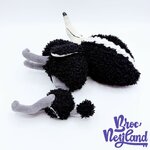 Peluche-Persephone-chien-Frankenweenie-Disney-Store-2012-noir-blanc-caniche-32-cm (5)