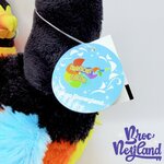 Peluche-Kevin-La-Haut-Tokyo-Disney-Resort-40th-Anniversary-Harmony-in-Color-oiseau-44-cm (6)