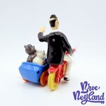 Figurine-Edgar-Les-Aristochats-disney-McDonalds-1994-moto-rouge-side-car-10-cm (2)