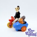 Figurine-Edgar-Les-Aristochats-disney-McDonalds-1994-moto-rouge-side-car-10-cm (3)
