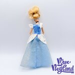 Poupée-Cendrillon-Disney-Store-2023-Disney-Princess-Collection-30-cm (1)