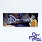 Clé-La-Belle-et-le-Clochard-70th-Anniversaire-Opening-Ceremony-Disney-Store-2025-plastique (2)