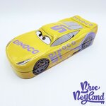 Kit-de-papeterie-Cruz-Ramirez-Dinoco-Cars-3-Disney-Pixar-boite-crayons-voiture-jaune-métal (8)