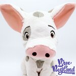 Peluche-Pua-En-Vedette-interactive-Disney-Store-2016-Vaiana-cochon-blanc-gris-sonore-32-cm (5)