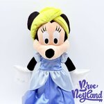 Peluche-Minnie-Cendrillon-Disney-Parks-Disneyland-Paris-princesse-robe-bleu-32-cm (2)