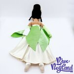 Poupée-chiffon-Tiana-La-Princesse-et-la-Grenouille-Disney-Store-2012-peluche-princesse-verte-52-cm (1)