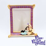 Cadre-photo-Aladdin-Tapis-Volant-Disneys-Schmid-vintage-porcelaine-blanc-relief-3D (4)