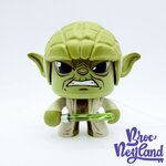 Figurine-Yoda-Mighty-Muggs-Star-Wars-Disney-Hasbro-Jedi-vert-multifaces-10-cm (2)
