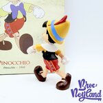 Livre-Figurines-de-collection-Pinocchio-Disney-Hachette-15-Encyclopédie-résine (2)