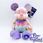 Peluche-Mickey-Mouse-The-Main-Attraction-4-sur-12-Its-a-Small-World-Disney-Store-2020-Édition-limitée-44-cm (2)
