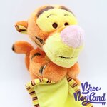 Peluche-Tigrou-doudou-Disney-Nicotoy-Winnie-ourson-carré-jaune-28-cm (2)