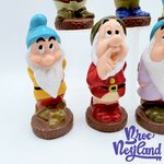 Jouet-Figurines-de-Bain-7-Nains-Disneyland-Paris-Disney-vintage-Blanche-Neige-et-les-sept-nains (6)
