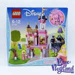 Jouet-LEGO-41152-Le-Château-de-la-Belle-au-Bois-Dormant-Disney-Princess (3)