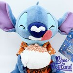 Peluche-stitch-Attacks-Snacks-Chocolat-Chaud-12-sur-12-Édition-limitée-Disney-Store-30-cm (2)