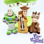 Jouet-Figurines-de-Bain-Toy-Story-Disneyland-Paris-2016-Disney Woody-Buzz-Rex-Pile-Poil-Bayonne (3)
