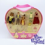 Coffret-figurine-Belle-La-Belle-et-la-Bête-Princess-Playset-Disney-Store-coeur-poupée-à-habiller (2)