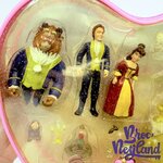 Coffret-figurine-Belle-La-Belle-et-la-Bête-Princess-Playset-Disney-Store-coeur-poupée-à-habiller (5)
