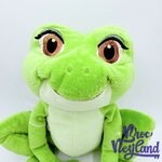 Peluche-Tiana-Grenouille-Disney-Store-2009-La-princesse-et-la-grenouille-vert-32-cm (2)