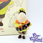 Livre-Figurines-de-collection-Russel-Disney-Hachette-32-Encyclopédie-résine-Là-Haut (2)