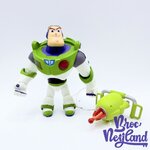 Figurine-Buzz-eclair-articulée-ToyBox-Disney-Store-2019-Toy-Story-4-pistolet-12-cm (4)