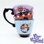 Tasse-Alice-au-pays-des-merveilles-Disney-Parks-2020-mug-empilé-couleurs (1)