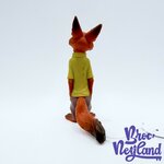 Figurine-Nick-Wilde-Zootopie-Disney-Bullyland-renard-cravate-11-cm (2)
