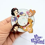 Pin-Spinner-Princesses-Opening-Edition-Disneyland-Paris-2022-Aurore-Cendrillon-Belle-Blanche-Neige-148840 (2)