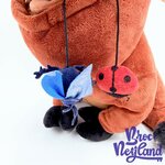 Peluche-Pumbaa-insectes-Disneyland-Resort-Paris-Disney-Le-Roi-Lion-phacochère-marron-47-cm (4)
