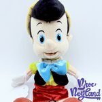 Peluche-Pinocchio-Disney-Store-pantin-de-bois-33-cm (3)