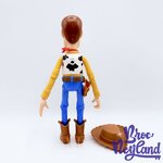 Jouet-Figurine-Woody-Toy-Story-4-Disney-Mattel-2017-cow-boy-24-cm (3)