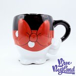 Tasse-Minnie-Mouse-jupe-Disneyland-2018-mug-Disney-noir-rouge-blanc-relief-3D (3)
