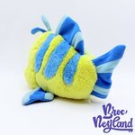 Peluche-Polochon-La-Petite-Sirène-Disneyland-Disney-poisson-jaune-bleu-vintage-26-cm (7)