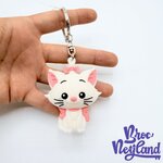 Porte-clés-Marie-Les-Aristochats-Disneyland-Paris-Disney-figurine-plastique-chat-blanc (2)