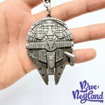 Porte-clés-Millennium-Falcon-Star-Wars-Disneyland-Paris-Disney-métal-vaisseau-gris (2)